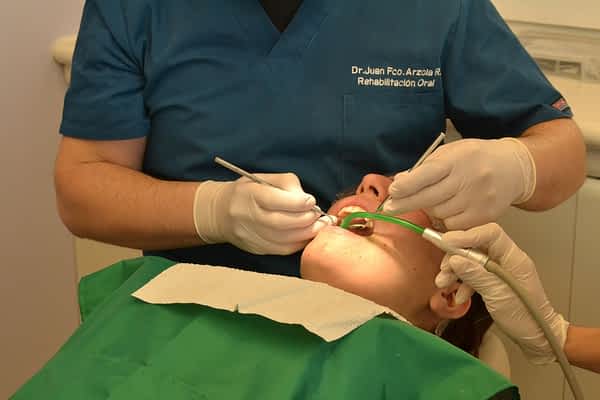 Come pubblicizzare uno studio dentistico